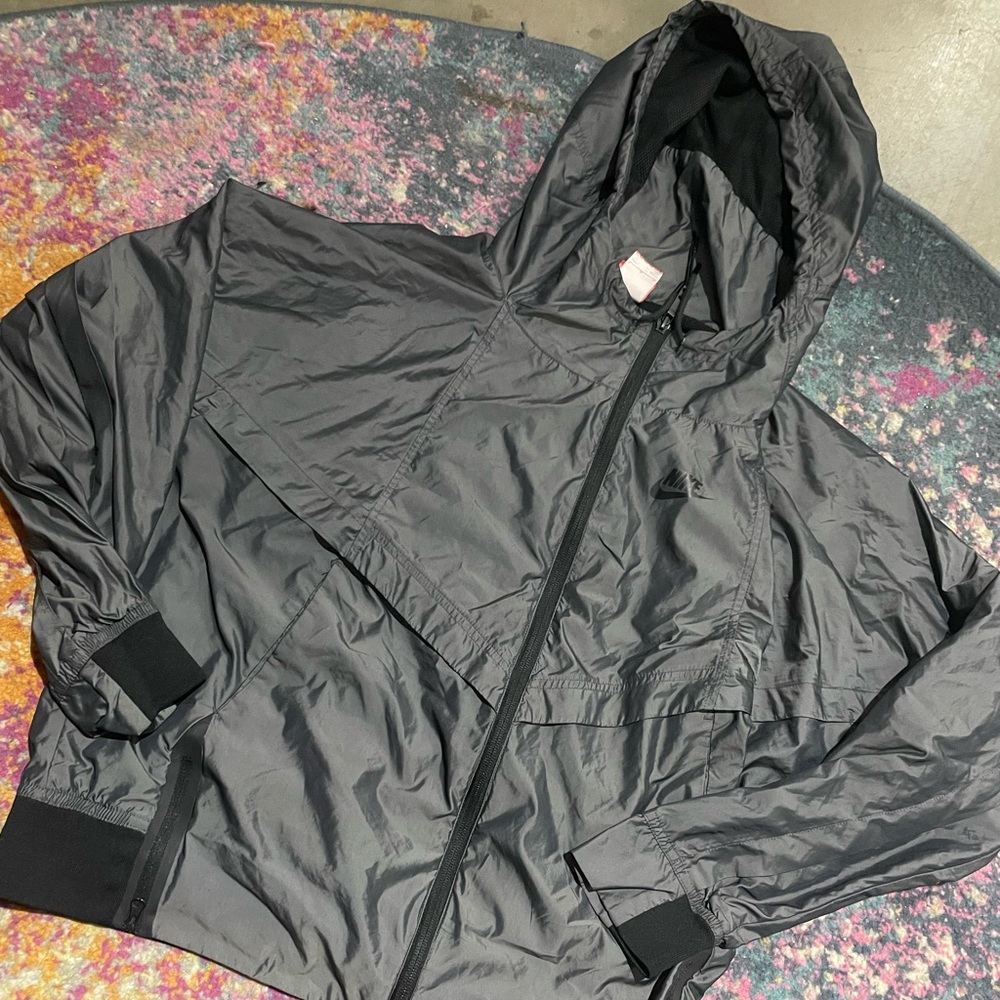Nike Windrunner jacket in reflective black/grey